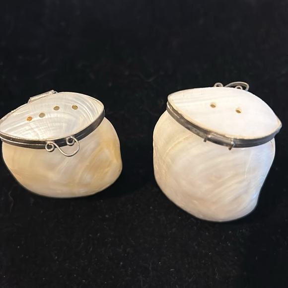 Antique vintage mother of pearl salt and pepper shakers 1 pr beautiful cut glass - Picture 10 of 14